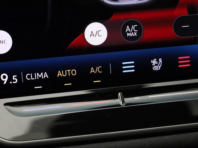 Volkswagen PASSAT Variant 1.5eHybrid 200kW/272PK R-Line Edition DSG · Panoramadak · Leder · Trekhaak · Camera + Parkeersensoren · Garantie t/m 03-03-2030 of 100.000km