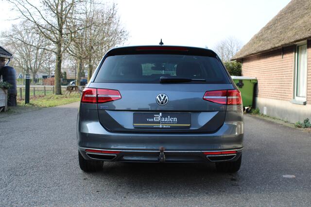 Volkswagen PASSAT Variant 1.4 TSI GTE Highline LEER PANO TREKHAAK LED 212000KM!!!