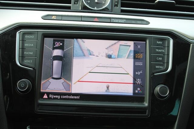 Volkswagen PASSAT Variant 1.4 TSI GTE Highline LEER PANO TREKHAAK LED 212000KM!!!
