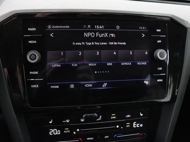 Volkswagen PASSAT 1.4 TSI PHEV GTE | Stoelverwarming | Camera | Carplay | Navigatie | Matrix LED | Adaptive cruise | Climate control | Bluetooth | Parkeerhulp | Plug In