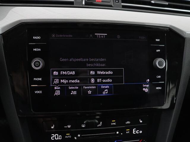 Volkswagen PASSAT 1.4 TSI PHEV GTE | Stoelverwarming | Camera | Carplay | Navigatie | Matrix LED | Adaptive cruise | Climate control | Bluetooth | Parkeerhulp | Plug In