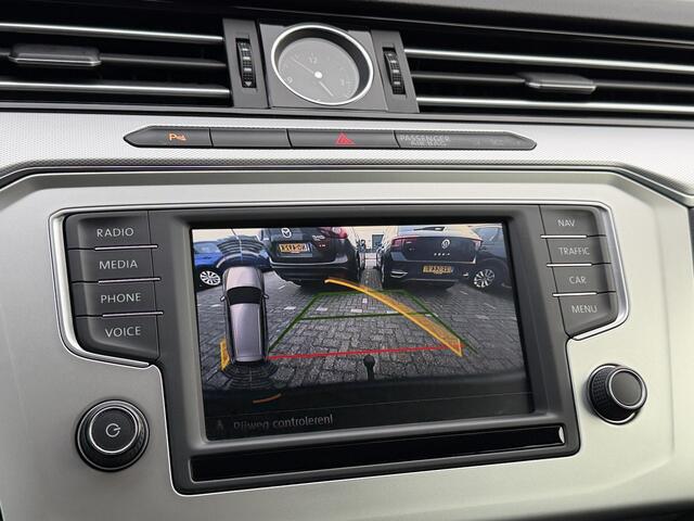 Volkswagen PASSAT Variant 1.4 TSI ACT Highline Automaat/Trekhaak/Camera.