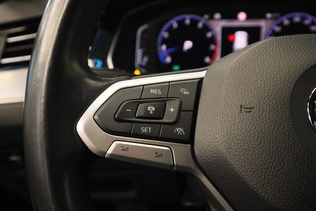 Volkswagen PASSAT Variant 1.5 TSI Elegance Business R IQ-led Navigatie Adaptive-Cruise
