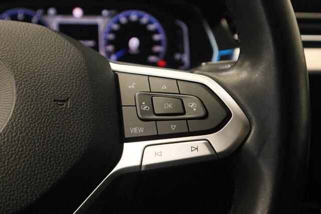 Volkswagen PASSAT Variant 1.5 TSI Elegance Business R IQ-led Navigatie Adaptive-Cruise