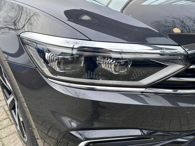Volkswagen PASSAT Variant 1.4 TSI PHEV GTE Business | HUD | Camera | Apple Carplay | Trekhaak |