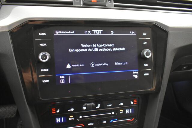 Volkswagen PASSAT 1.4 TSI PHEV GTE el Trekhaak Camera Business uitv