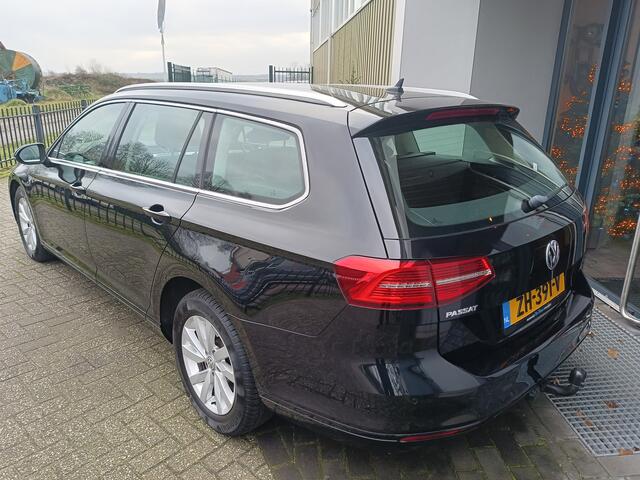 Volkswagen PASSAT Variant 1.5 TSI Comfortline Business | Trekhaak | Adaptieve cruise control | Led | NAP |