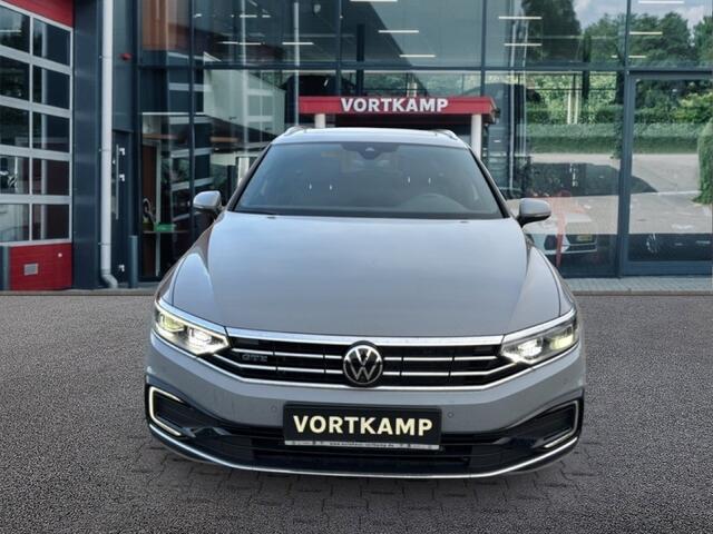 Volkswagen PASSAT 1.4 TSI GTE PANO-DAK/LEDER/360CAMERA/ACC/IQ-LIGHTS/