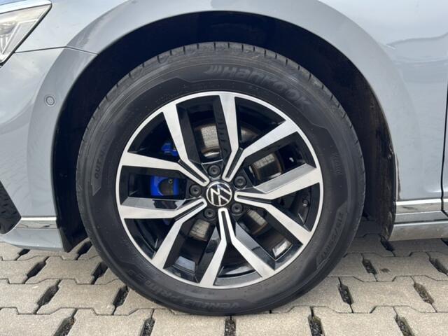 Volkswagen PASSAT 1.4 TSI GTE PANO-DAK/LEDER/360CAMERA/ACC/IQ-LIGHTS/