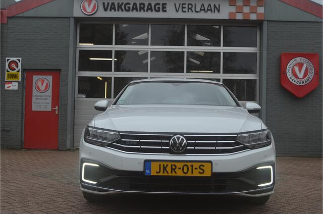 Volkswagen PASSAT Variant 1.4 TSI PHEV GTE Business 12 mnd. gar.