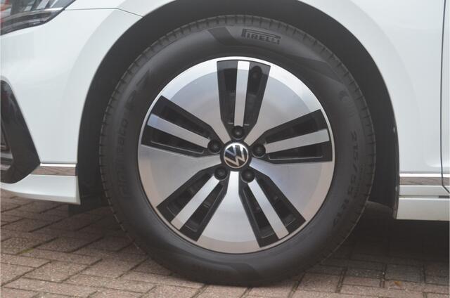 Volkswagen PASSAT Variant 1.4 TSI PHEV GTE Business 12 mnd. gar.