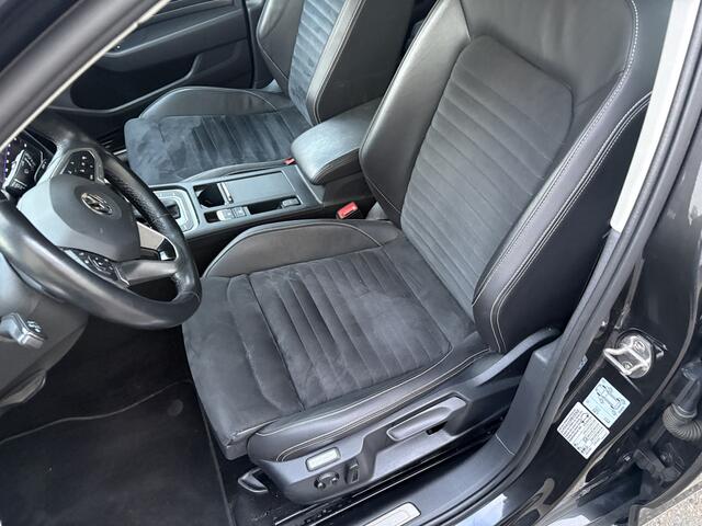 Volkswagen PASSAT Variant 2.0 TSI Elegance Business R / AUTOMAAT / NAVI / CRUISE / 143dkm!