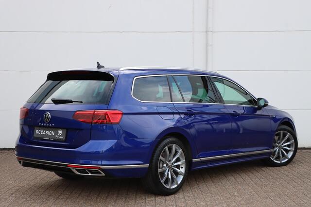 Volkswagen PASSAT Variant 1.5 TSI R-Line Business + 150pk DSG7 | Stoelverwarming | Carplay | Camera | IQ. Drive