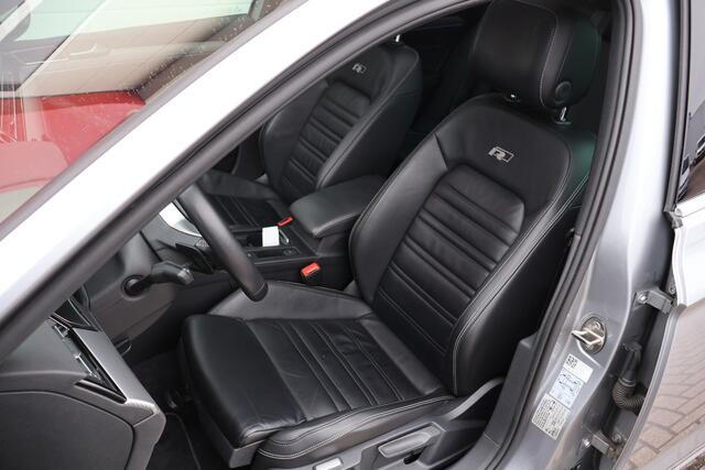 Volkswagen PASSAT Variant 1.5 TSI DSG Highline R-Line | Virtual Cockpit | Panoramadak | 2x R-Line | Leder | ACC | Origineel NL |