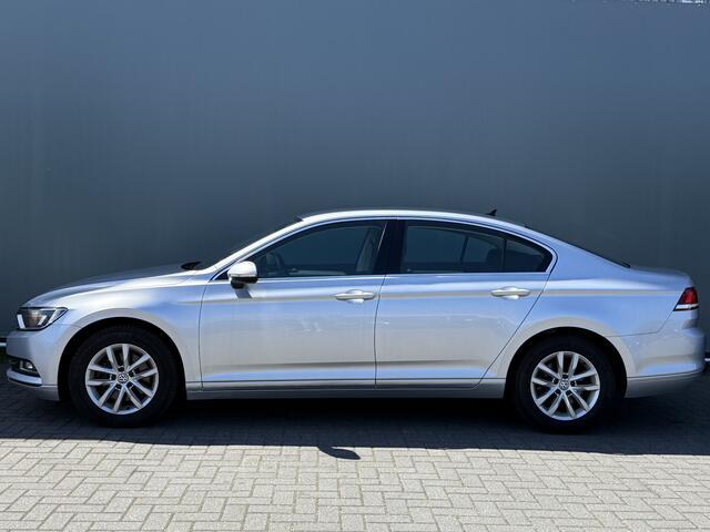 Volkswagen PASSAT BWJ 2017 | 1.8TSI 180PK Highline AUTOMAAT | TREKHAAK | STOEL&STUUR VERW | VERW ACHTERBANK | ADAPT. CRUISE | CLIMA | NAVI | PDC | LMV | MULTIFUNCT. STUUR