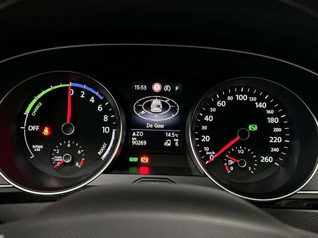 Volkswagen PASSAT Variant 1.4 TSI PHEV GTE Business | NAVI | TREKHAAK | STOELVERWARMING | ACC |