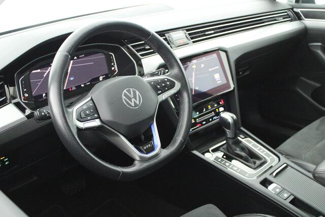 Volkswagen PASSAT Variant 1.4 TSI 218pk PHEV GTE Business Camera DCC Stoelverwarming Panoramadak Virtual Cockpit Navigatie