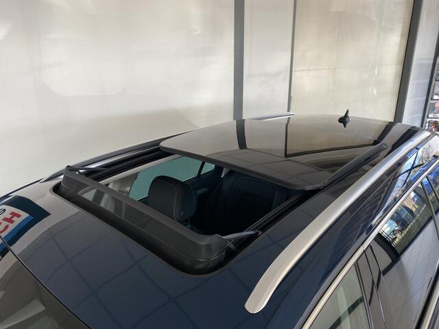 Volkswagen PASSAT Variant 1.4 TSI PHEV GTE Business Panodak/ Led / apple carplay / Trekhaak / Navigatie / Massage stoel met geheugen