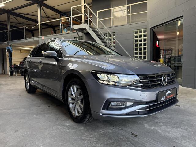 Volkswagen PASSAT Variant 1.5 TSI LED-CARPLAY-TREKHAAK-KEYLESS