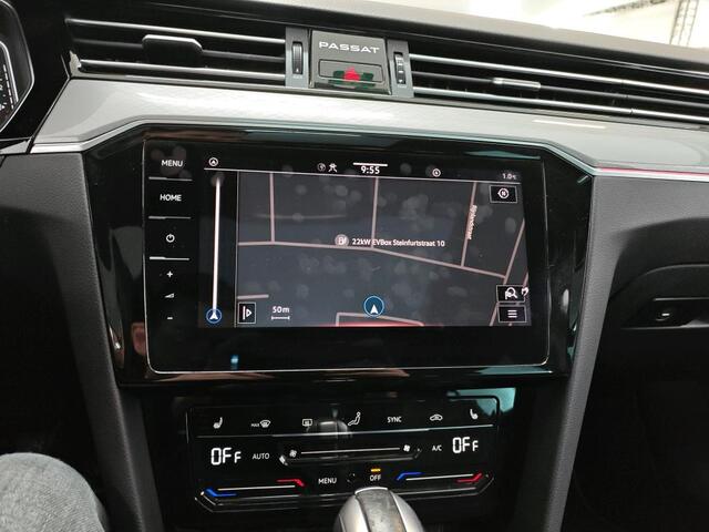 Volkswagen PASSAT Variant 1.4 TSI PHEV GTE Business / AUTOMAAT/ PANODAK/ TREKHAAK/ DIGITAL DASH/ NAVI/ CLIMA/ STOELVERWARMING/ 18"LMV