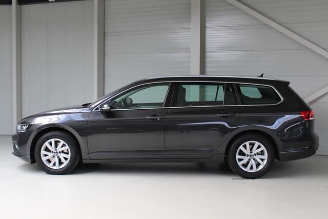 Volkswagen PASSAT Variant 1.5 TSI Business DSG Navigatie | Climate Control | Camera | El. achterklep