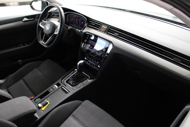 Volkswagen PASSAT Variant 1.5 TSI Business DSG Navigatie | Climate Control | Camera | El. achterklep