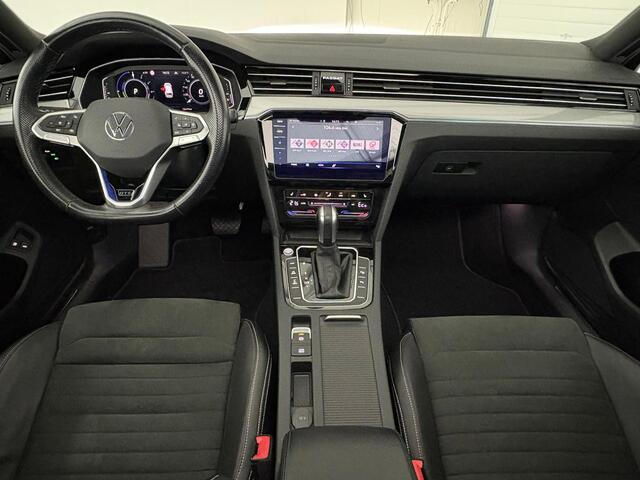 Volkswagen PASSAT Variant 1.4 TSI PHEV GTE Business | SCHUIF-KANTEL | ADAP. CRUISE | CARPLAY | STOELVERW. |