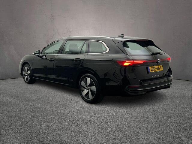 Volkswagen PASSAT Variant Business 1.5 eTSI 150pk DSG Automaat Trekhaak, Adaptive cruise control, Navigatie, Achteruitrijcamera, LED koplampen, Stoelverwarming