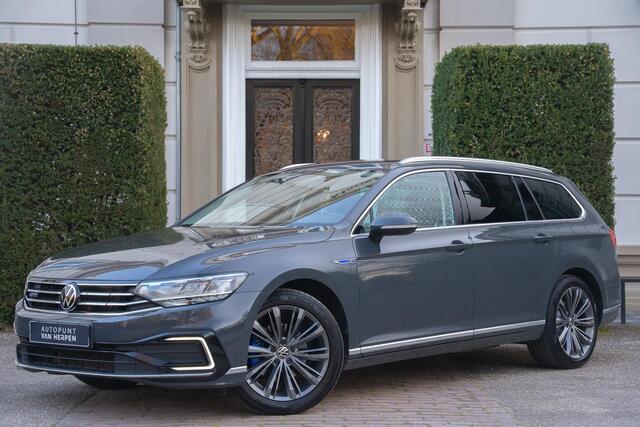 Volkswagen PASSAT Variant 1.4 TSI PHEV GTE Business KEYLESS | CAMERA | LEDER/ALCANTARA | MASSAGE | CARPLAY