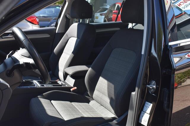 Volkswagen PASSAT Variant 1.5 TSI Comfort Business Navigatie | Trekhaak | Camera | Stoelverwarming | ACC | 12 mnd BOVAG garantie Whatsapp 06-53188999