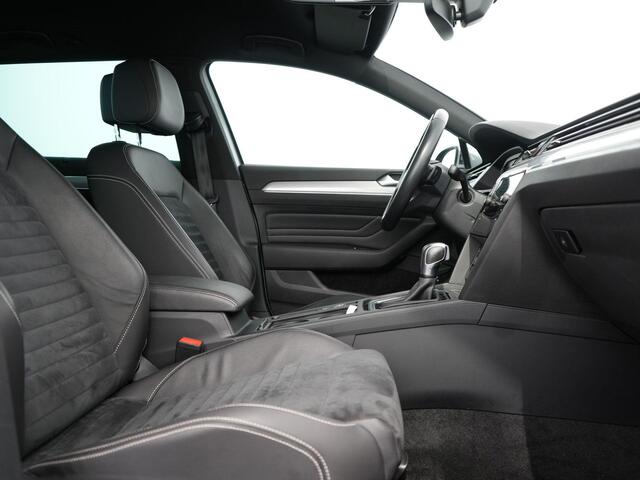 Volkswagen PASSAT Variant 1.4 TSI PHEV GTE Business | Zwenkhaak | Matrix | Virtual | Leer | Zwarte hemel |