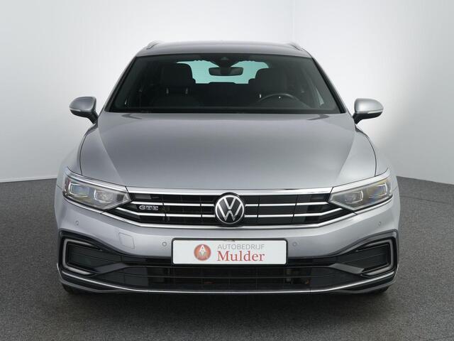 Volkswagen PASSAT Variant 1.4 TSI PHEV GTE Business | Zwenkhaak | Matrix | Virtual | Leer | Zwarte hemel |