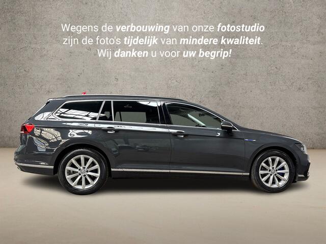 Volkswagen PASSAT Variant 1.4 TSI PHEV GTE 218Pk Automaat (VIRTUAL COCKPIT, APPLE CARPLAY, GROOT NAVI, STOELVERWARMING, CAMERA, KEYLESS, SPORTSTOELEN, MODE KNOP, ADAPTIVE CRUISE, NIEUWSTAAT)