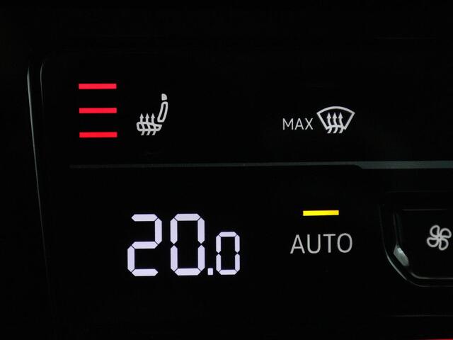 Volkswagen PASSAT 1.4 TSI PHEV GTE Business | Adaptive Cruise | Stoelverwarming | Trekhaak | Carplay | Massage | Camera