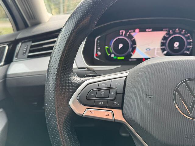 Volkswagen PASSAT Variant 218PK DSG HYBRID GTE BUSINESS TREKHAAK/CAMERA/NAVI/VIRTUAL