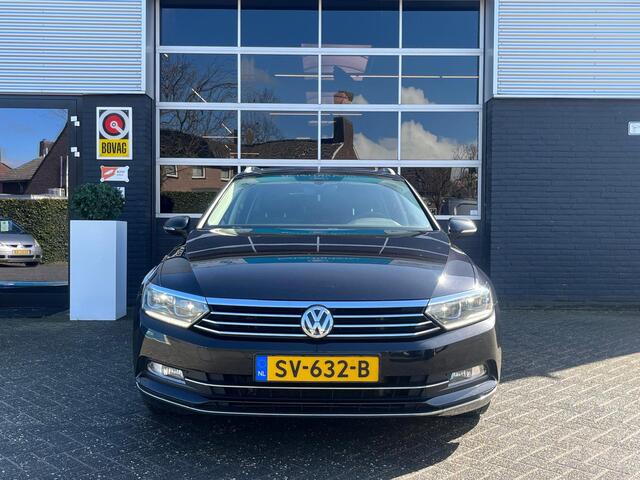 Volkswagen PASSAT Variant 1.4 TSI ACT Highline Business R, Bluetooth, Cruise, Navi, Trekhaak, Pano, PDC
