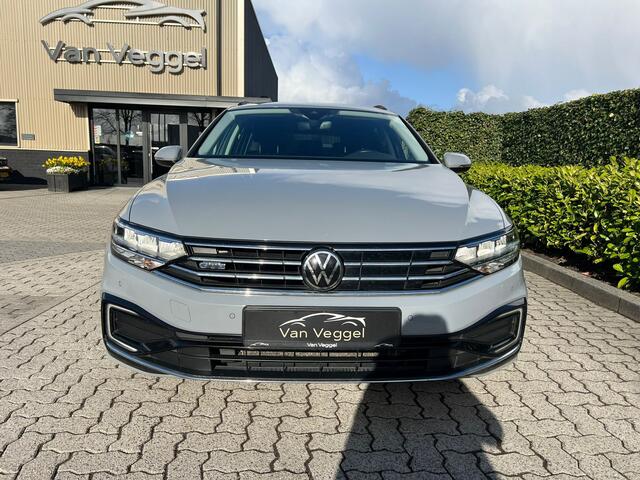 Volkswagen PASSAT Variant 1.4 TSI PHEV GTE Navi, cruise, massage stoel, clima