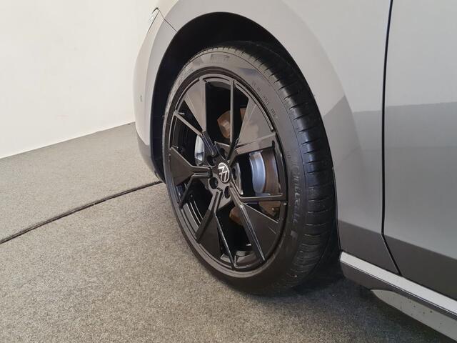 Volkswagen PASSAT Variant 1.5 eHybrid 272pk DSG/AUT R-Line Wegklapbare trekhaak, Harman/Kardon, Leder, Pano