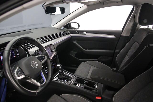 Volkswagen PASSAT Variant GTE Business 1.4 TSI eHybrid 218pk DSG Automaat Adaptive cruise control, Elektrische achterklep, LED matrix koplampen, Navigatie, Achteruitrijcamera