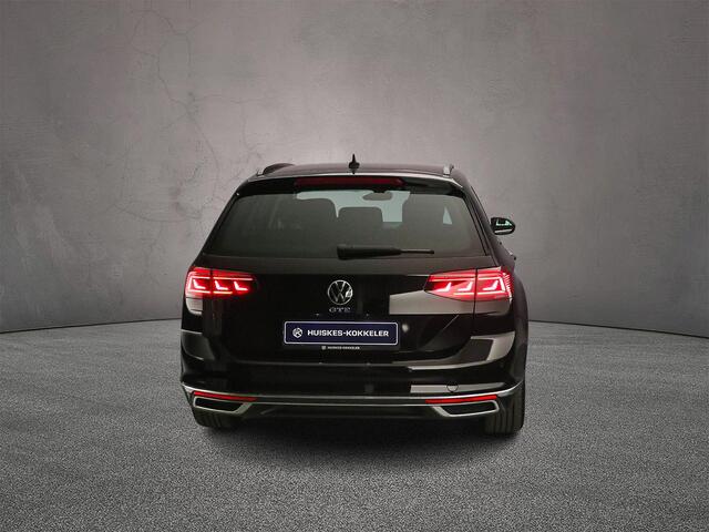 Volkswagen PASSAT Variant GTE Business 1.4 TSI eHybrid 218pk DSG Automaat Adaptive cruise control, Elektrische achterklep, LED matrix koplampen, Navigatie, Achteruitrijcamera