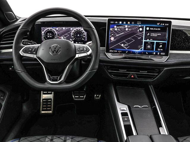 Volkswagen PASSAT Variant R-Line Edition 1.5 eHybrid 204 PK 6 versn. DSG · Achteruitrijcamera · Draadloze telefoonverbinding · Comfort pakket · Voorraad OUTLET · Prijs is inclusief inruilpremie ·