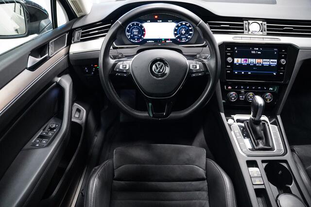 Volkswagen PASSAT Variant 1.8 TSI Highline|Alcantara|Virtual cockpit|Acc