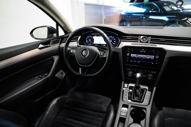 Volkswagen PASSAT Variant 1.8 TSI Highline|Alcantara|Virtual cockpit|Acc