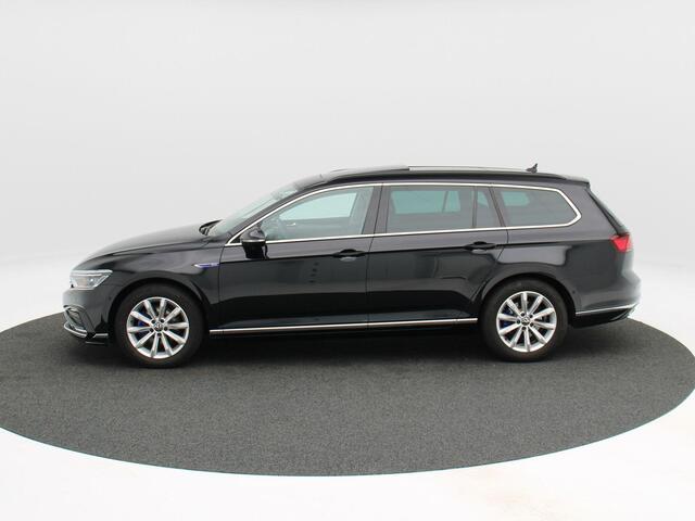 Volkswagen PASSAT 1.4 TSi 218 Pk PHEV GTE Business | Panoramadak | Camera | Adaptive Cruise | Stoelverwarming | Navigatie | CarPlay | 17 Inch | 73.094 Km !!