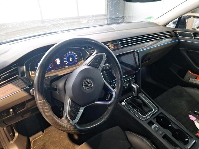 Volkswagen PASSAT Variant GTE 1.4 TSI eHybrid 218pk PHEV Business + / Trekhaak / iQ Light / 360 Camera / Wordt Verwacht