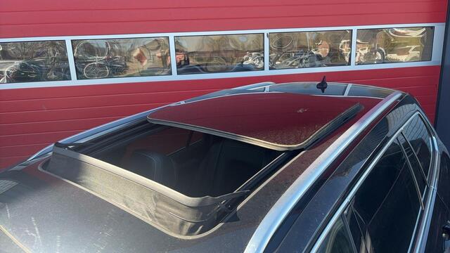 Volkswagen PASSAT Variant 1.5 TSI Elegance Business R R-LINE / FACELIFT / PANORAMADAK / FULL LED / TREKHAAK / CAMERA / CARPLAY / DAB+ / STOELVERW / NL-AUTO