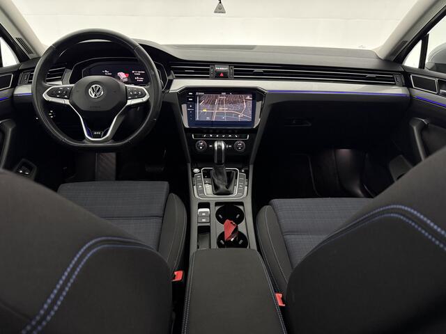 Volkswagen PASSAT 1.4 TSI PHEV GTE | Pano | Camera | Virtual | Carplay | Sfeer | Adap. Cruise