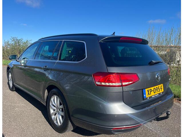 Volkswagen PASSAT Variant 1.4 TSI ACT Highline Business R