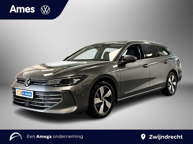 Volkswagen PASSAT Variant 1.5 204pk eHybrid Business Achteruitrijcamera | Parkeersensoren voor en achter | Adaptive cruise control