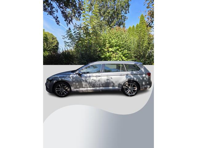 Volkswagen PASSAT 1.5 TSI R-Line Business + 150pk Adaptieve Cruise | Elektrische Achterklep | Stoelverwarming